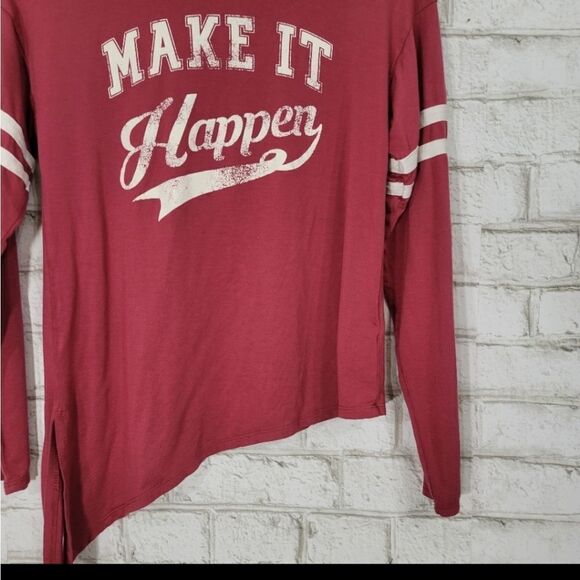NWOT Make it Happen graphic long sleeve top - Picture 4 of 9
